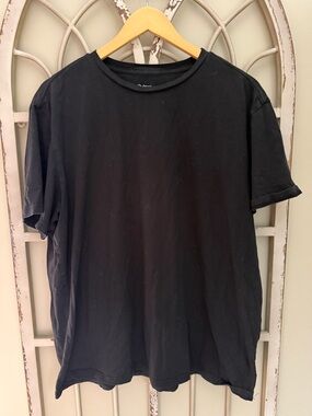 Quince Black Short Sleeve Crewneck Tee